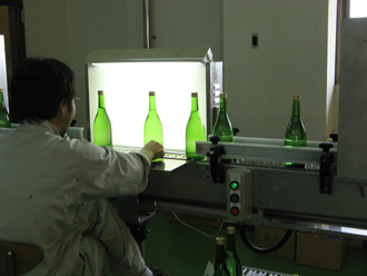 瓶の中身をチェック
