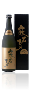 Mayuko Pure Black : aged in the special exclusive tank and is the rare item that has more flavor than any other traditional black malts shochu.